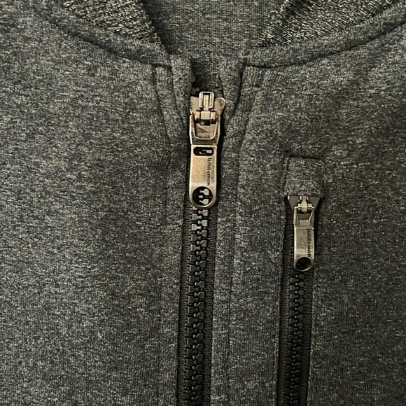 Lululemon Men’s Jacket - Picture 3 of 6